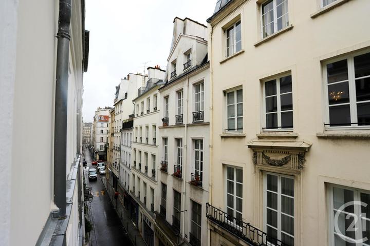 Studio à louer - 1 pièce - 32.08 m2 - PARIS - 75003 - ILE-DE-FRANCE - Century 21 Alpha Marais Studio à louer - 1 pièce - 32.08 m2 - PARIS - 75003 - ILE-DE-FRANCE - Century 21 Alpha Marais