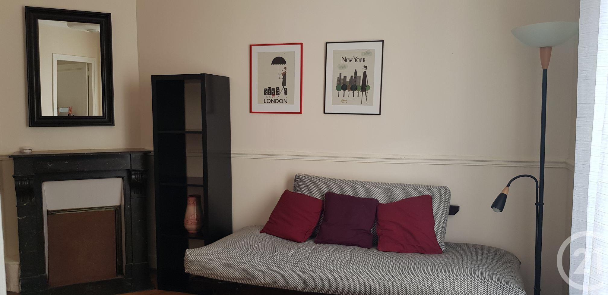Appartement F2 à louer - 2 pièces - 33,0 m2 - PARIS - 75011 - ILE-DE-FRANCE