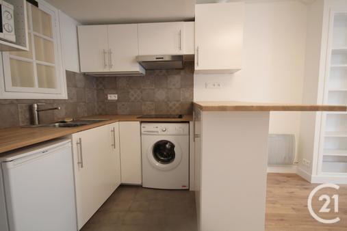 Appartement F1 à louer - 1 pièce - 27.27 m2 - PARIS - 75003 - ILE-DE-FRANCE - Century 21 Alpha Marais Appartement F1 à louer - 1 pièce - 27.27 m2 - PARIS - 75003 - ILE-DE-FRANCE - Century 21 Alpha Marais