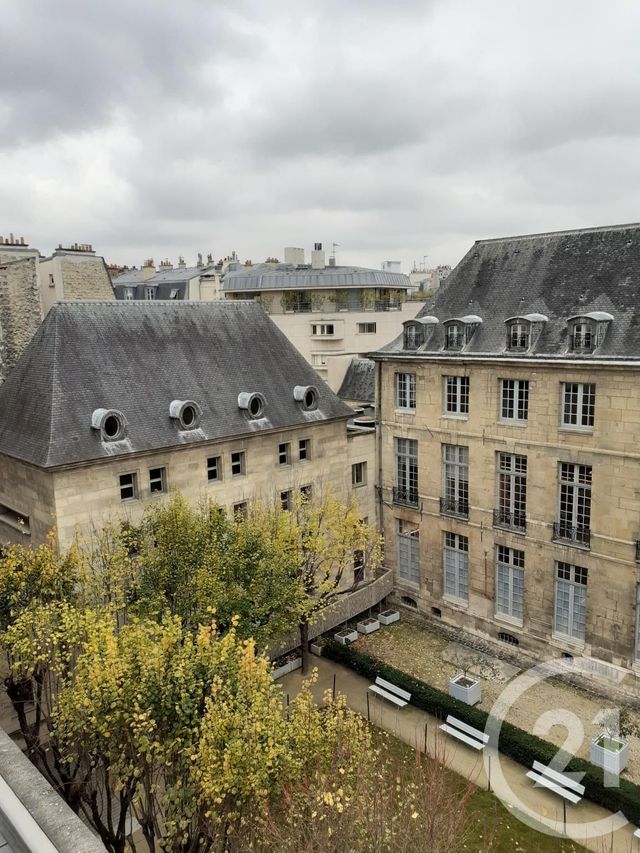  - PARIS - 