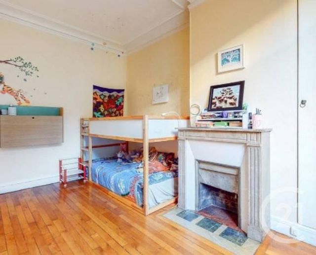 Afficher la photo en grand Appartement F3 à vendre - 3 pièces - 61.0 m2 - PARIS - 75011 - ILE-DE-FRANCE - Century 21 Alpha Marais