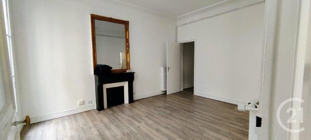Appartement F2 à louer - 2 pièces - 51.63 m2 - PARIS - 75003 - ILE-DE-FRANCE - Century 21 Alpha Marais