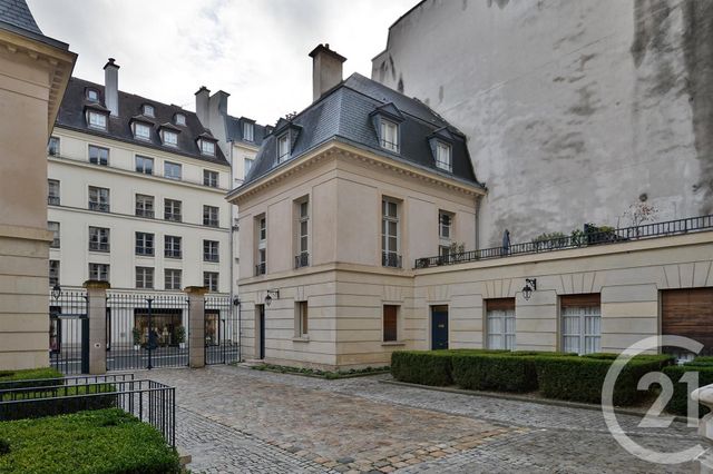 Appartement F2 à vendre - 2 pièces - 44.0 m2 - PARIS - 75004 - ILE-DE-FRANCE - Century 21 Alpha Marais