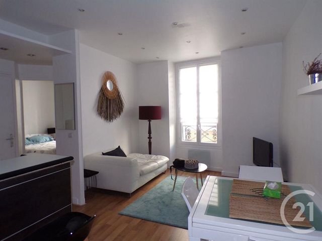 Appartement F2 à vendre - 2 pièces - 36.02 m2 - PARIS - 75011 - ILE-DE-FRANCE - Century 21 Alpha Marais