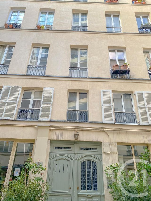 Chambre à vendre - 1 pièce - 9.0 m2 - PARIS - 75003 - ILE-DE-FRANCE - Century 21 Alpha Marais