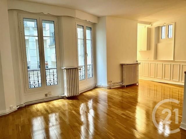 Appartement F2 à vendre - 2 pièces - 56.0 m2 - PARIS - 75016 - ILE-DE-FRANCE - Century 21 Alpha Marais