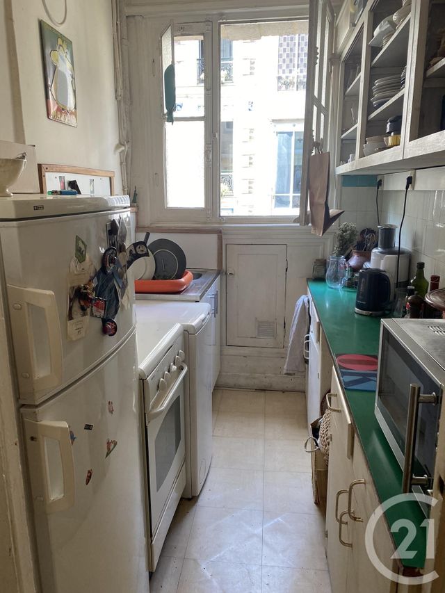 Appartement F2 à vendre - 2 pièces - 41.62 m2 - PARIS - 75018 - ILE-DE-FRANCE - Century 21 Alpha Marais