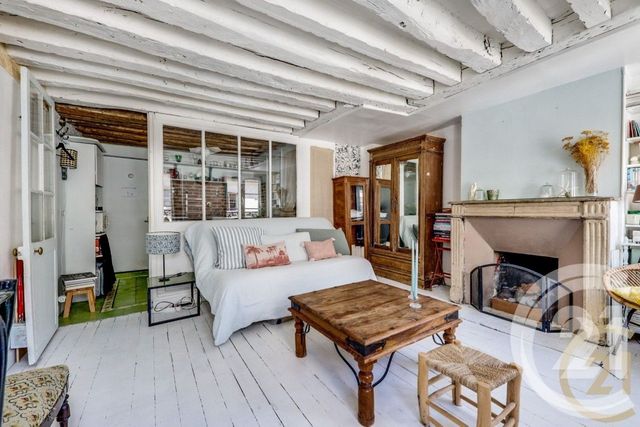 Appartement Studio à vendre - 1 pièce - 22.2 m2 - PARIS - 75003 - ILE-DE-FRANCE - Century 21 Alpha Marais