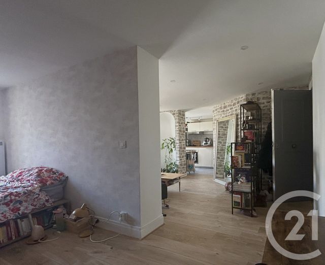 Appartement F2 à vendre - 2 pièces - 45.65 m2 - PARIS - 75003 - ILE-DE-FRANCE - Century 21 Alpha Marais