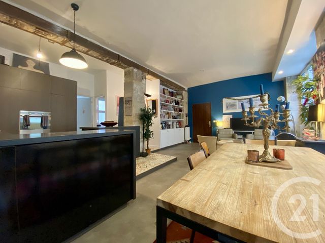 Appartement à vendre - 6 pièces - 88.0 m2 - PARIS - 75011 - ILE-DE-FRANCE - Century 21 Alpha Marais