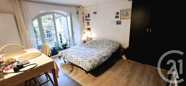 Afficher la photo en grand Appartement Studio à vendre - 1 pièce - 18.77 m2 - PARIS - 75003 - ILE-DE-FRANCE - Century 21 Alpha Marais