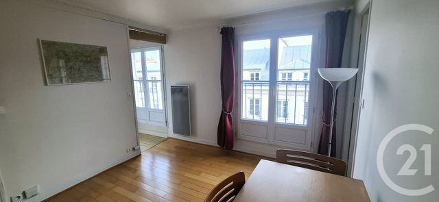 Appartement F2 à vendre - 2 pièces - 34.6 m2 - PARIS - 75011 - ILE-DE-FRANCE - Century 21 Alpha Marais