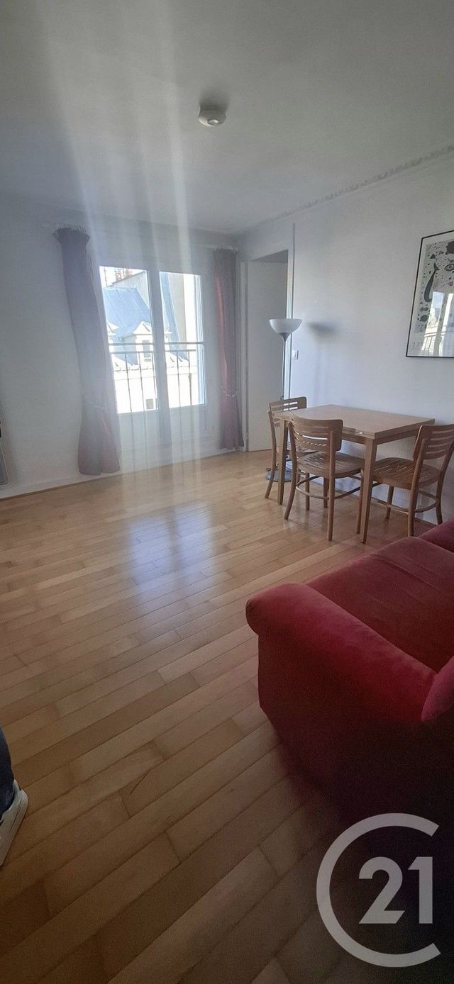 Appartement F2 à vendre - 2 pièces - 34.8 m2 - PARIS - 75011 - ILE-DE-FRANCE - Century 21 Alpha Marais