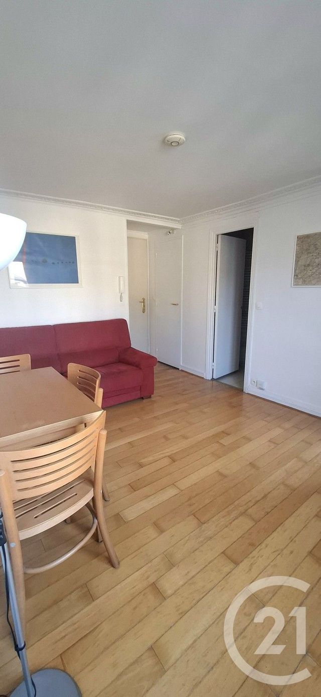 Appartement F2 à vendre - 2 pièces - 34.8 m2 - PARIS - 75011 - ILE-DE-FRANCE - Century 21 Alpha Marais