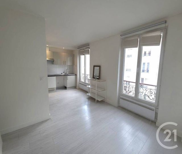 Appartement F2 à vendre - 2 pièces - 38.0 m2 - PARIS - 75011 - ILE-DE-FRANCE - Century 21 Alpha Marais
