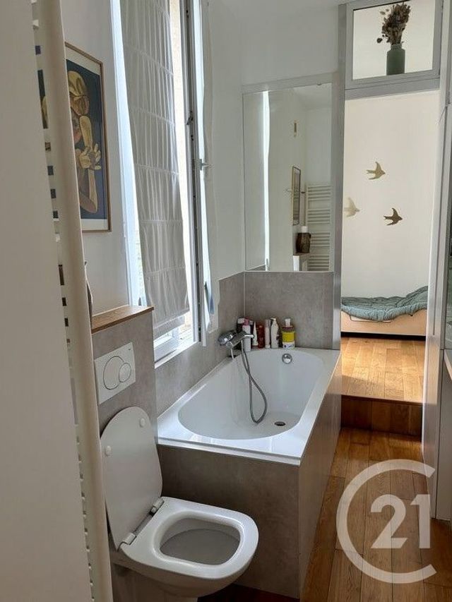 Appartement F1 à vendre - 2 pièces - 29.96 m2 - PARIS - 75003 - ILE-DE-FRANCE - Century 21 Alpha Marais