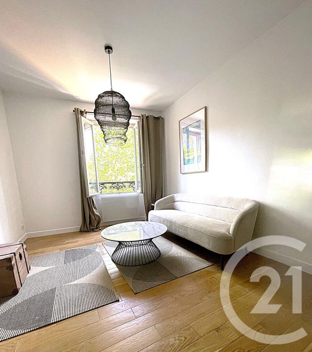 Appartement F2 à vendre - 2 pièces - 30.0 m2 - PARIS - 75018 - ILE-DE-FRANCE - Century 21 Alpha Marais