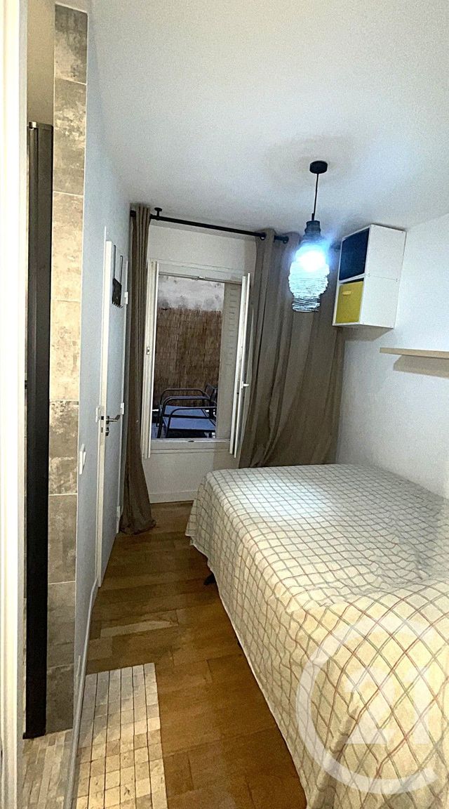 Appartement F2 à vendre - 2 pièces - 30.0 m2 - PARIS - 75018 - ILE-DE-FRANCE - Century 21 Alpha Marais