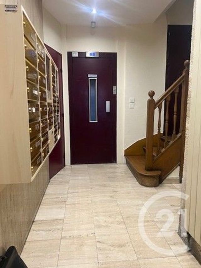 Appartement F1 à vendre - 1 pièce - 12.18 m2 - PARIS - 75009 - ILE-DE-FRANCE - Century 21 Alpha Marais