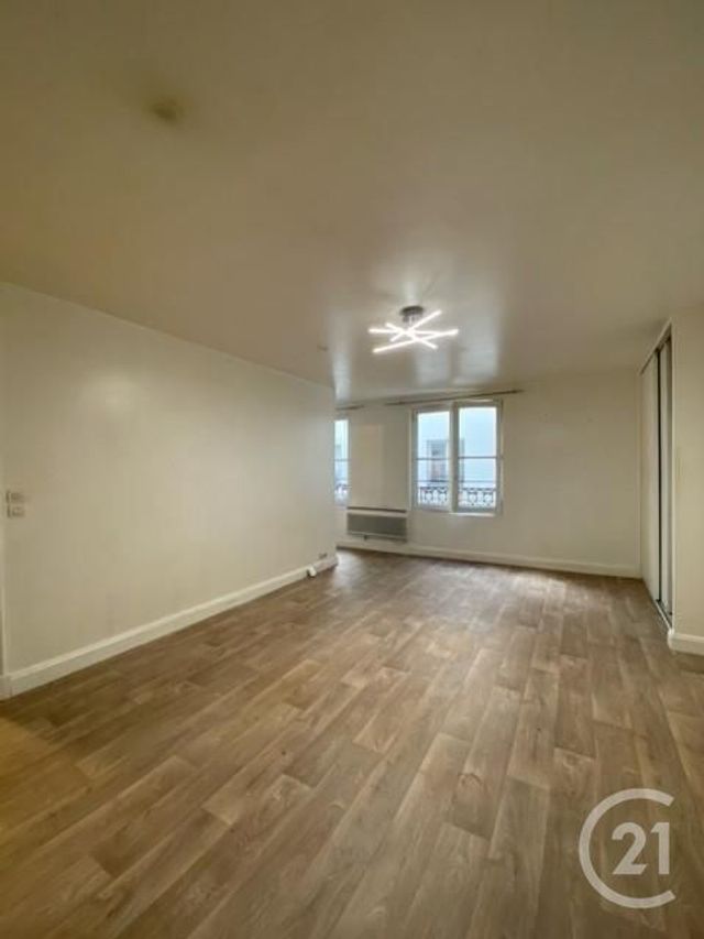 Appartement F1 à louer - 1 pièce - 30.27 m2 - PARIS - 75003 - ILE-DE-FRANCE - Century 21 Alpha Marais