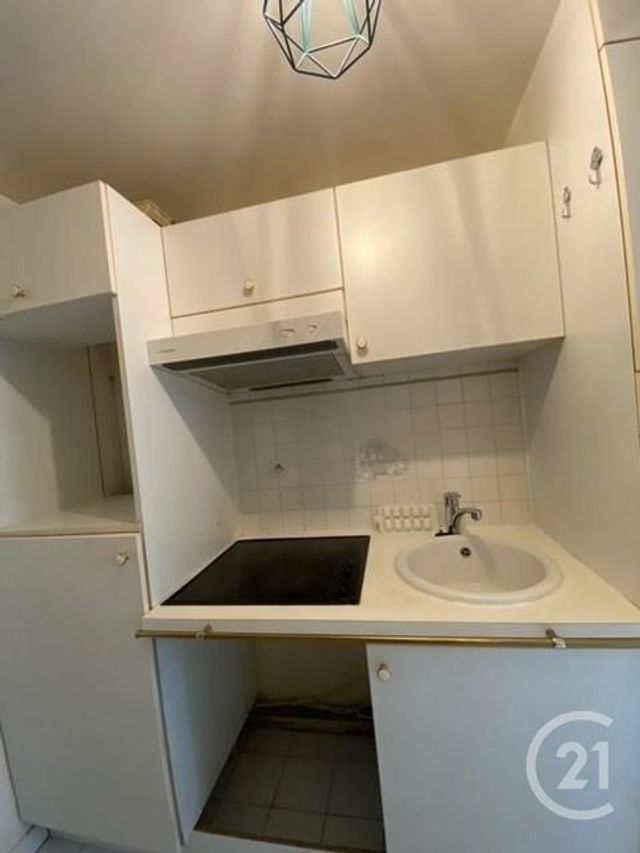 Appartement F1 à louer - 1 pièce - 30.27 m2 - PARIS - 75003 - ILE-DE-FRANCE - Century 21 Alpha Marais