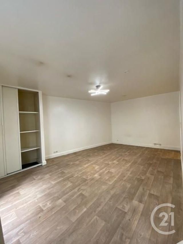 Appartement F1 à louer - 1 pièce - 30.27 m2 - PARIS - 75003 - ILE-DE-FRANCE - Century 21 Alpha Marais