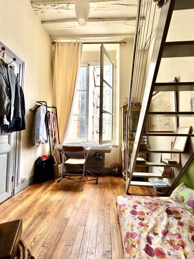 Appartement F2 à vendre - 2 pièces - 30.57 m2 - PARIS - 75004 - ILE-DE-FRANCE - Century 21 Alpha Marais