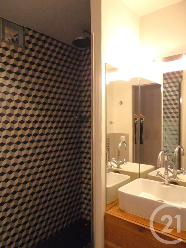 Appartement Studio à vendre - 1 pièce - 24.88 m2 - PARIS - 75004 - ILE-DE-FRANCE - Century 21 Alpha Marais