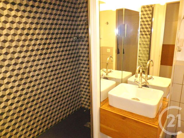Appartement Studio à vendre - 1 pièce - 24.88 m2 - PARIS - 75004 - ILE-DE-FRANCE - Century 21 Alpha Marais