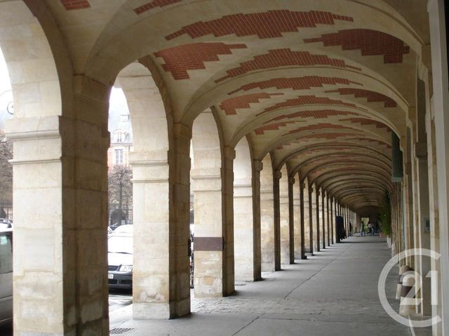 Appartement à vendre - 2 pièces - 43.02 m2 - PARIS - 75004 - ILE-DE-FRANCE - Century 21 Alpha Marais