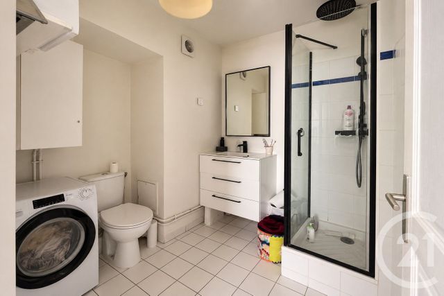 Appartement F1 à vendre - 1 pièce - 24.6 m2 - PARIS - 75011 - ILE-DE-FRANCE - Century 21 Alpha Marais