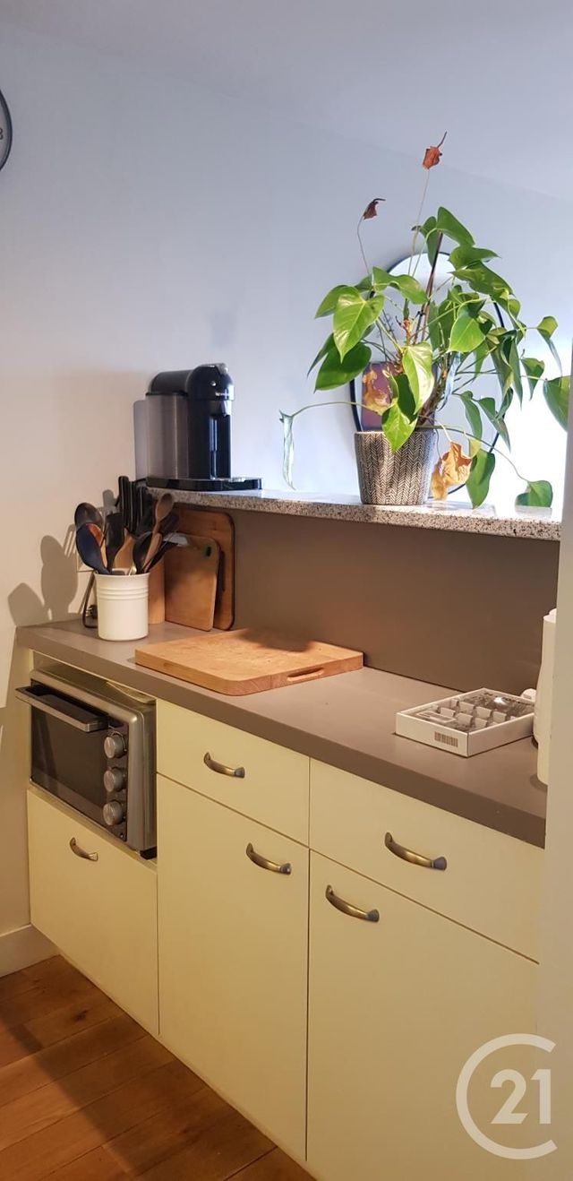 Appartement F2 à louer - 2 pièces - 46.0 m2 - PARIS - 75003 - ILE-DE-FRANCE - Century 21 Alpha Marais