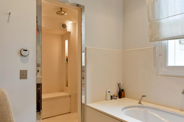 Appartement F5 à vendre - 5 pièces - 181.0 m2 - PARIS - 75008 - ILE-DE-FRANCE - Century 21 Alpha Marais