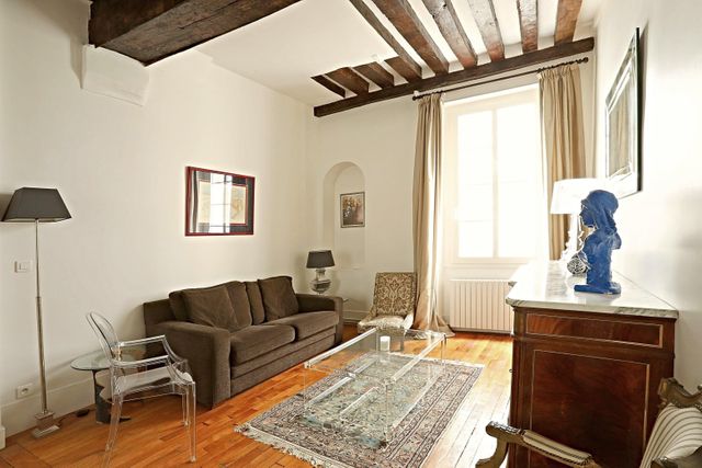 Afficher la photo en grand Appartement F4 à vendre - 4 pièces - 83.2 m2 - PARIS - 75004 - ILE-DE-FRANCE - Century 21 Alpha Marais