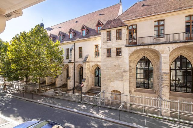 Appartement à vendre - 8 pièces - 226.85 m2 - PARIS - 75005 - ILE-DE-FRANCE - Century 21 Alpha Marais